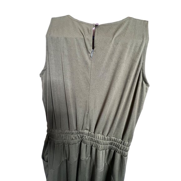 Green jumpsuit SMALL sleeveless  pockets wide legs stretch Comfortable - Picture 9 of 11